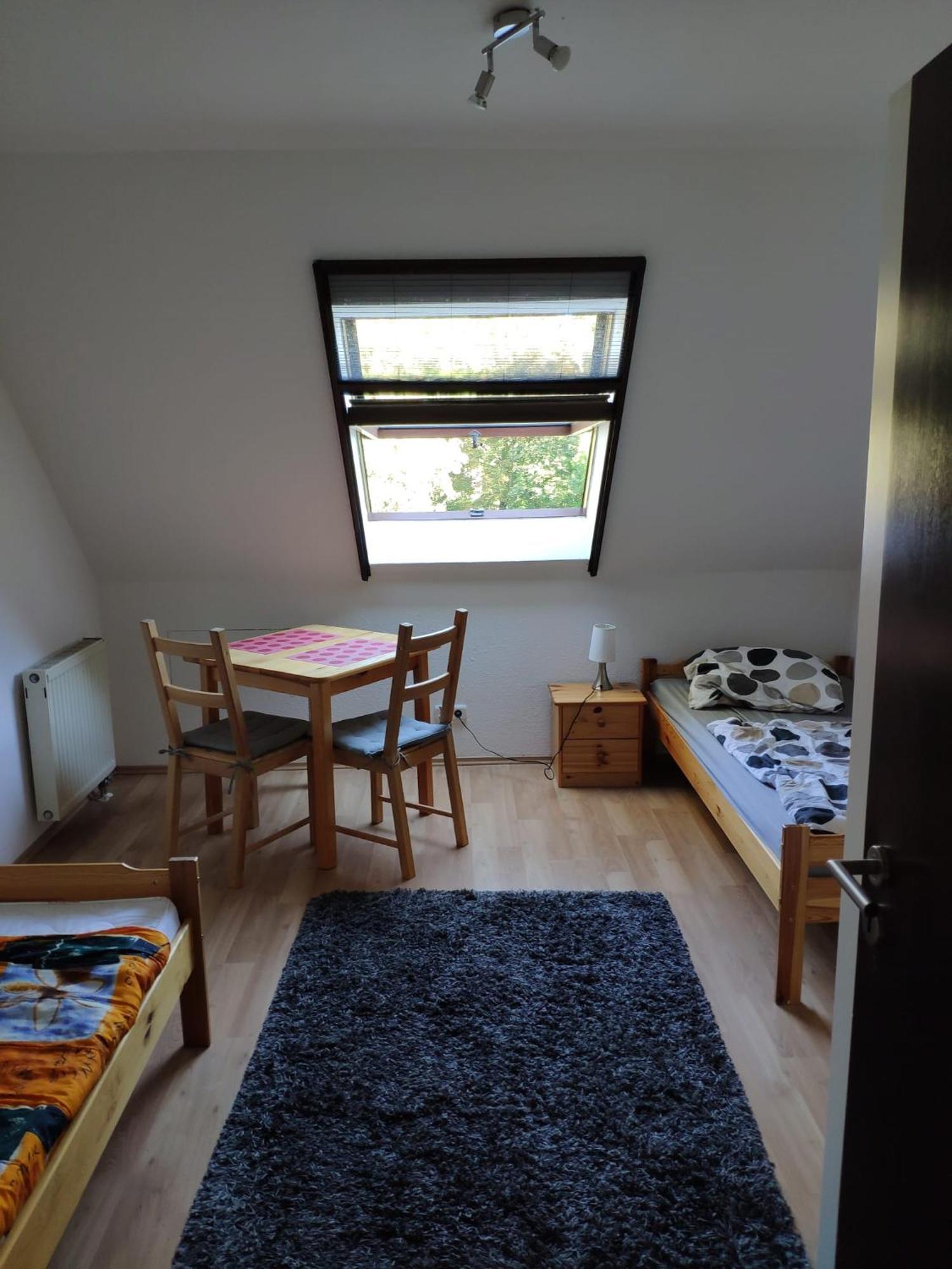Ferienwohnung Mit 123Qm Fuer 8 Personen Mit Sehr Grossem Garten, Einfache Innen-Ausstattung Leipzig Eksteriør billede