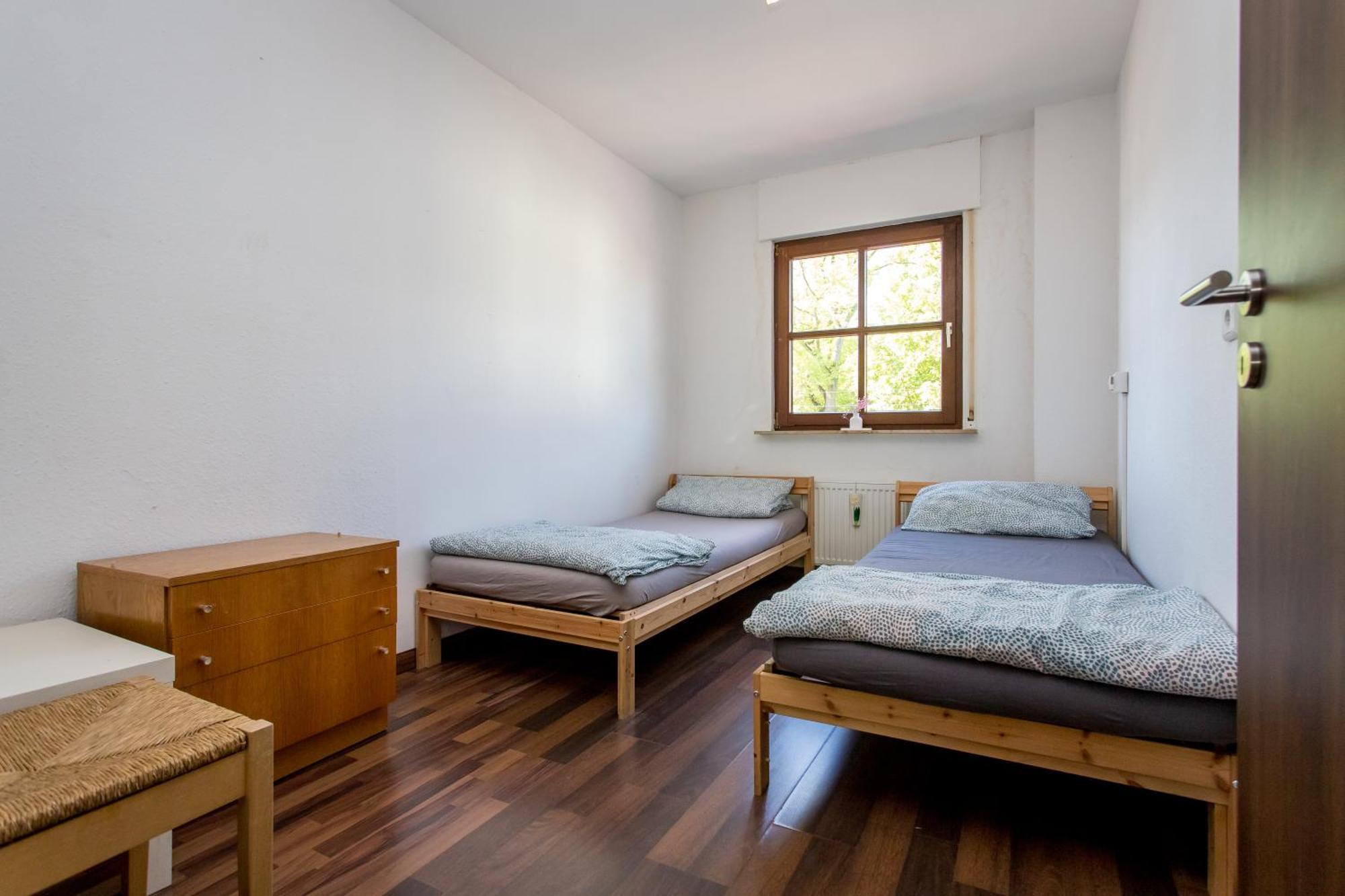 Ferienwohnung Mit 123Qm Fuer 8 Personen Mit Sehr Grossem Garten, Einfache Innen-Ausstattung Leipzig Eksteriør billede